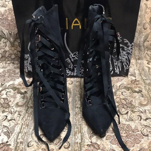 Size 8 Black Liliana Gisele-61 Booties - Picture 3 of 8